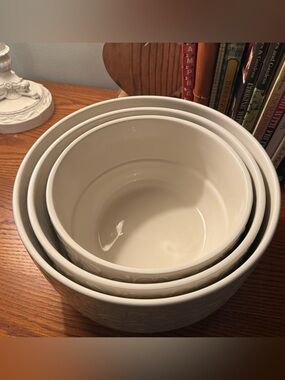 Hobby Lobby White Ceramic Nesting Mixing Bowls